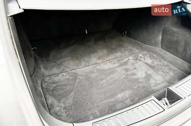 Лифтбек Tesla Model S 2016 в 
