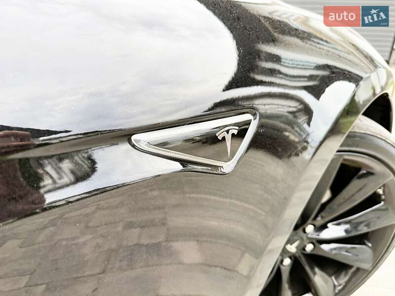 Лифтбек Tesla Model S 2016 в Ровно фото 38 Лифтбек Tesla Model S 2016 в Ровно