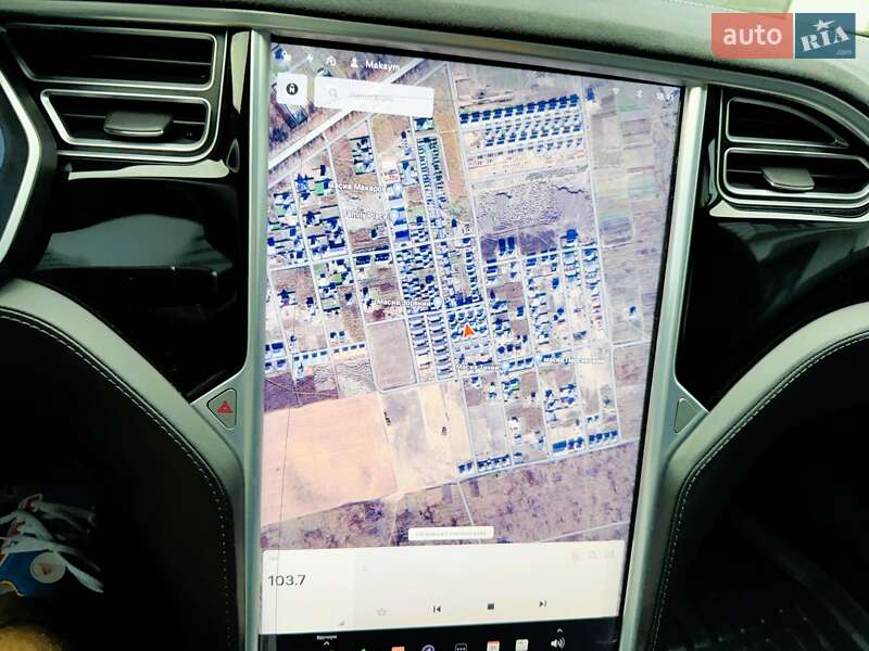 Лифтбек Tesla Model S 2016 в Ровно фото 43 Лифтбек Tesla Model S 2016 в Ровно