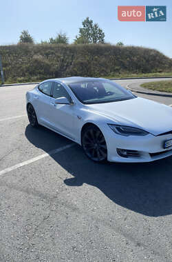 Ліфтбек Tesla Model S 2018 в Полтаві