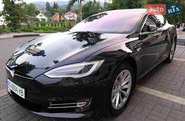Лифтбек Tesla Model S 2019 в 