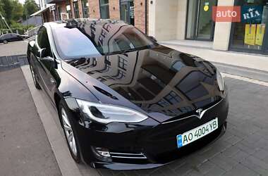 Лифтбек Tesla Model S 2019 в 