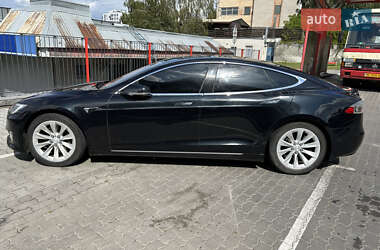 Лифтбек Tesla Model S 2017 в 
