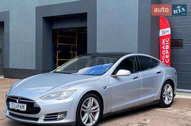 Лифтбек Tesla Model S 2013 в 