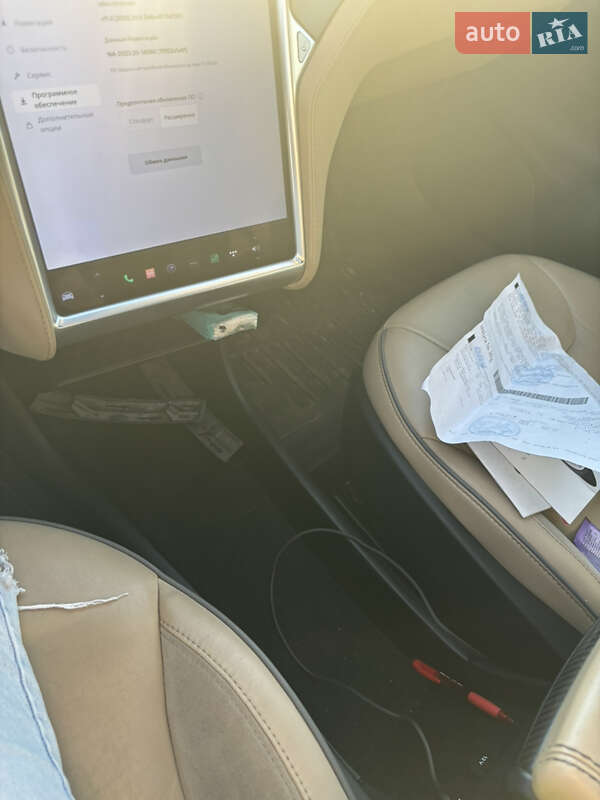 Лифтбек Tesla Model S 2012 в Луцке фото 24 Лифтбек Tesla Model S 2012 в Луцке