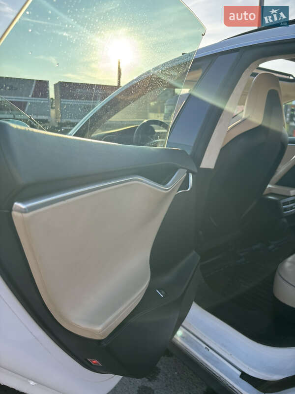 Лифтбек Tesla Model S 2012 в Луцке фото 33 Лифтбек Tesla Model S 2012 в Луцке