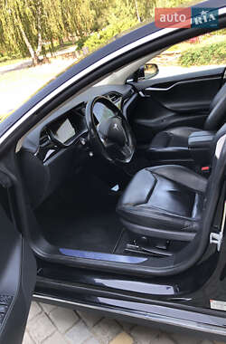 Ліфтбек Tesla Model S 2015 в 