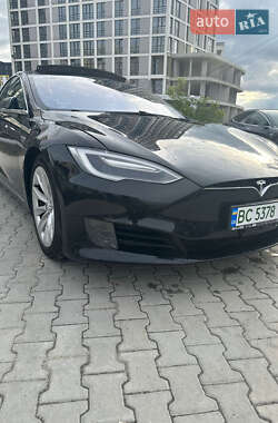 Ліфтбек Tesla Model S 2016 в 