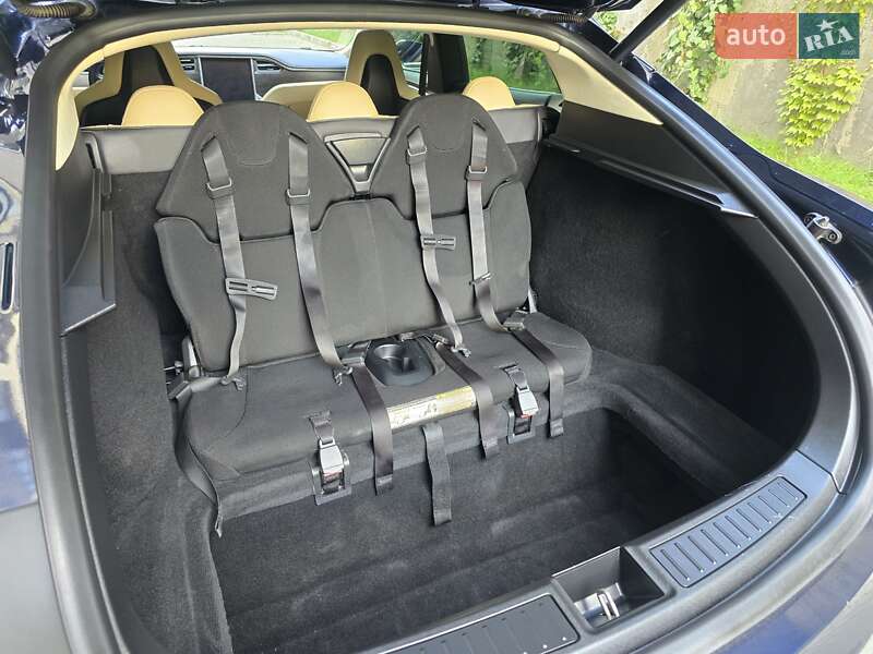 Ліфтбек Tesla Model S 2014 в Хмельницькому