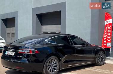 Лифтбек Tesla Model S 2020 в 