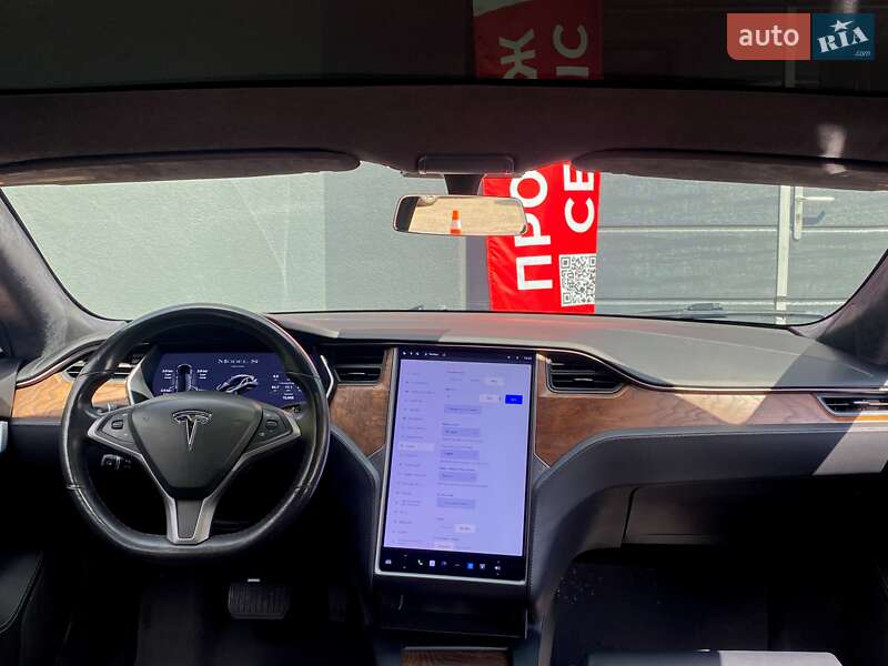 Лифтбек Tesla Model S 2020 в Киеве