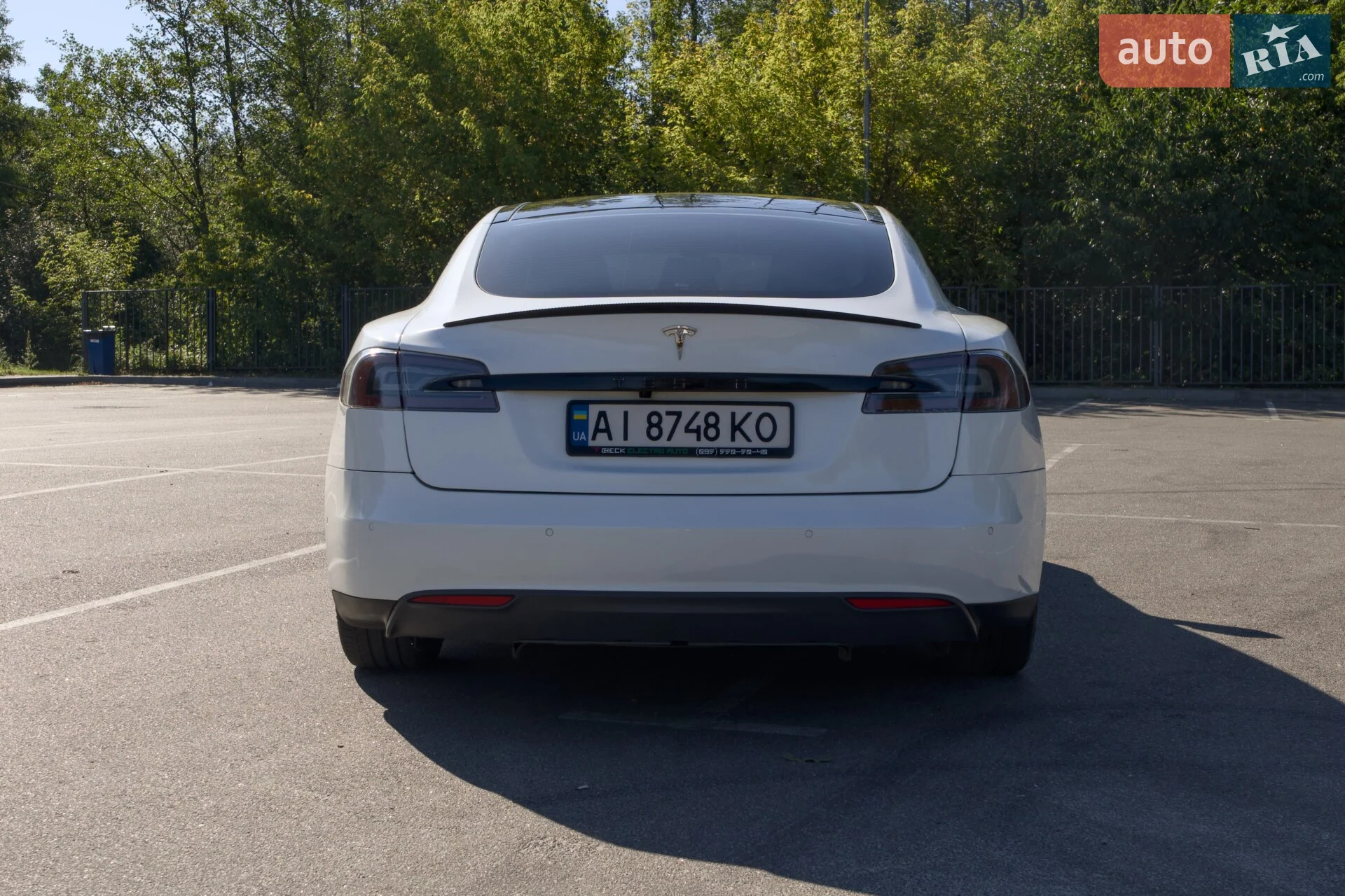 2015 Tesla Model S - мініатюра 2