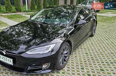 Ліфтбек Tesla Model S 2016 в 