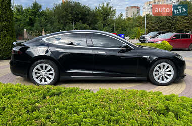 Лифтбек Tesla Model S 2013 в 