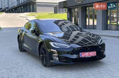 Лифтбек Tesla Model S 2018 в Луцке