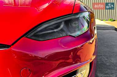 Ліфтбек Tesla Model S 2013 в 