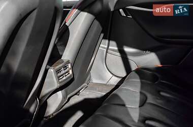 Ліфтбек Tesla Model S 2013 в 