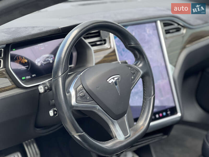 Ліфтбек Tesla Model S 2014 в Одесі