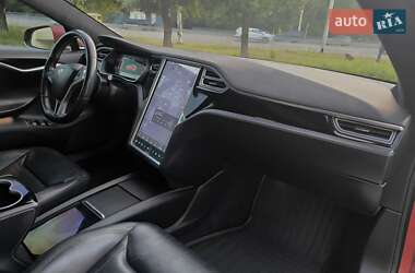 Ліфтбек Tesla Model S 2015 в 