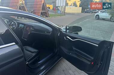 Ліфтбек Tesla Model S 2015 в 