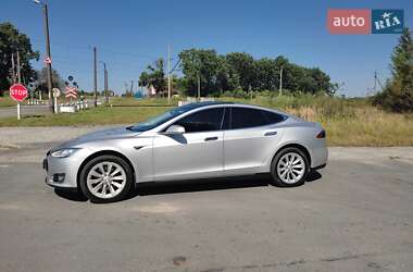 Лифтбек Tesla Model S 2014 в Звягеле
