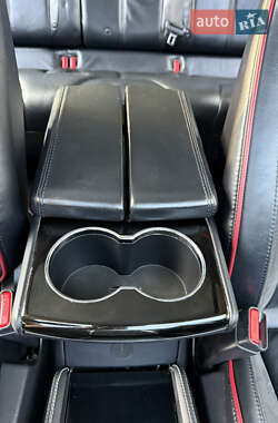 Лифтбек Tesla Model S 2013 в 