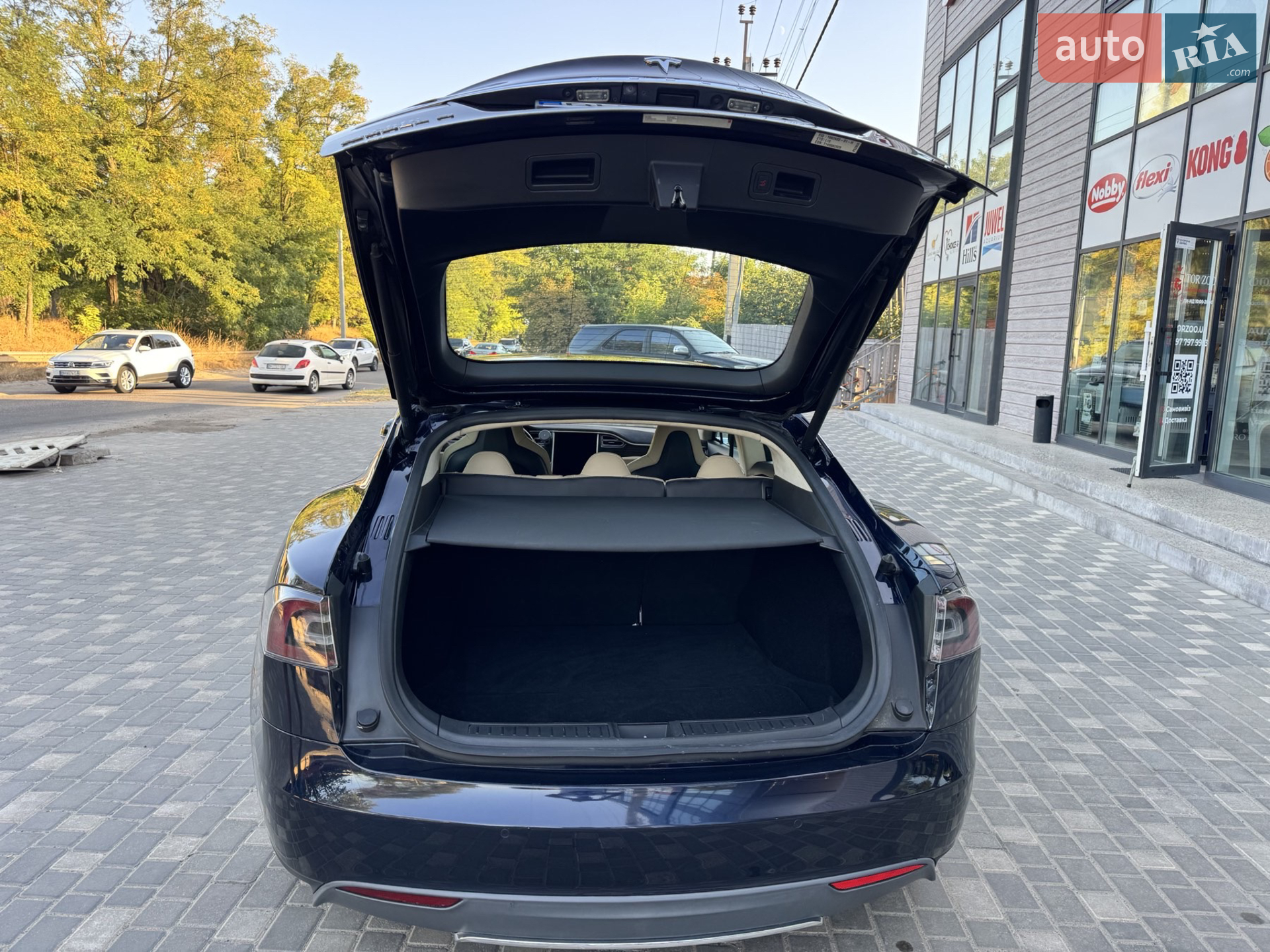 2014 Tesla Model S - мініатюра 4