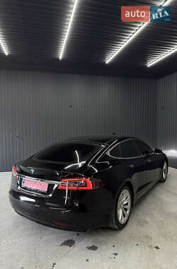 Ліфтбек Tesla Model S 2016 в 