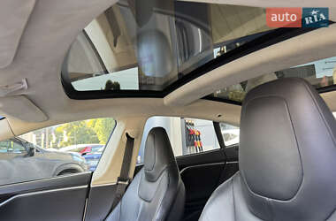 Ліфтбек Tesla Model S 2015 в 