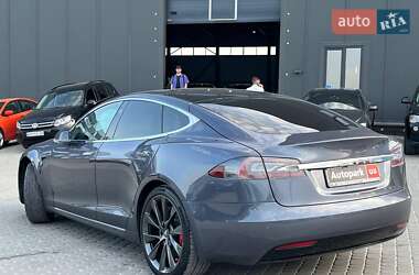 Ліфтбек Tesla Model S 2019 в 