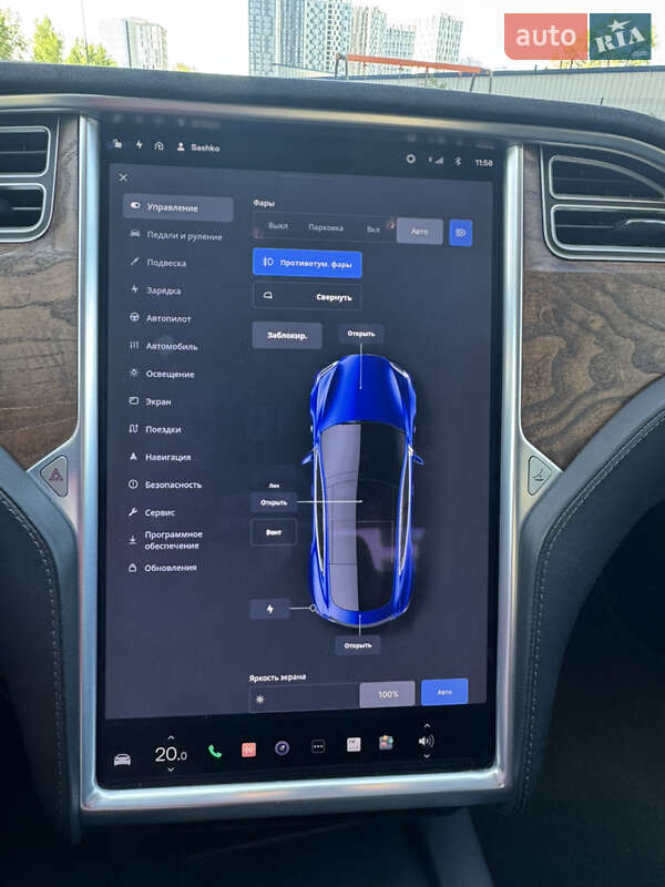 Лифтбек Tesla Model S 2016 в Киеве фото 29 Лифтбек Tesla Model S 2016 в Киеве