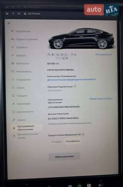 Лифтбек Tesla Model S 2015 в 