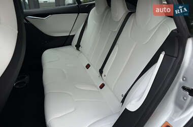 Ліфтбек Tesla Model S 2017 в 