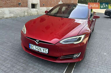 Ліфтбек Tesla Model S 2016 в 