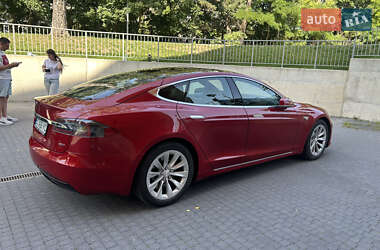 Ліфтбек Tesla Model S 2016 в 