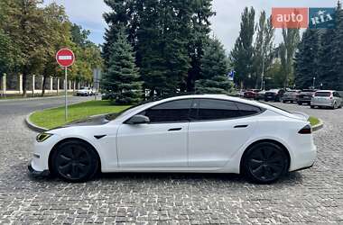 Лифтбек Tesla Model S 2022 в 