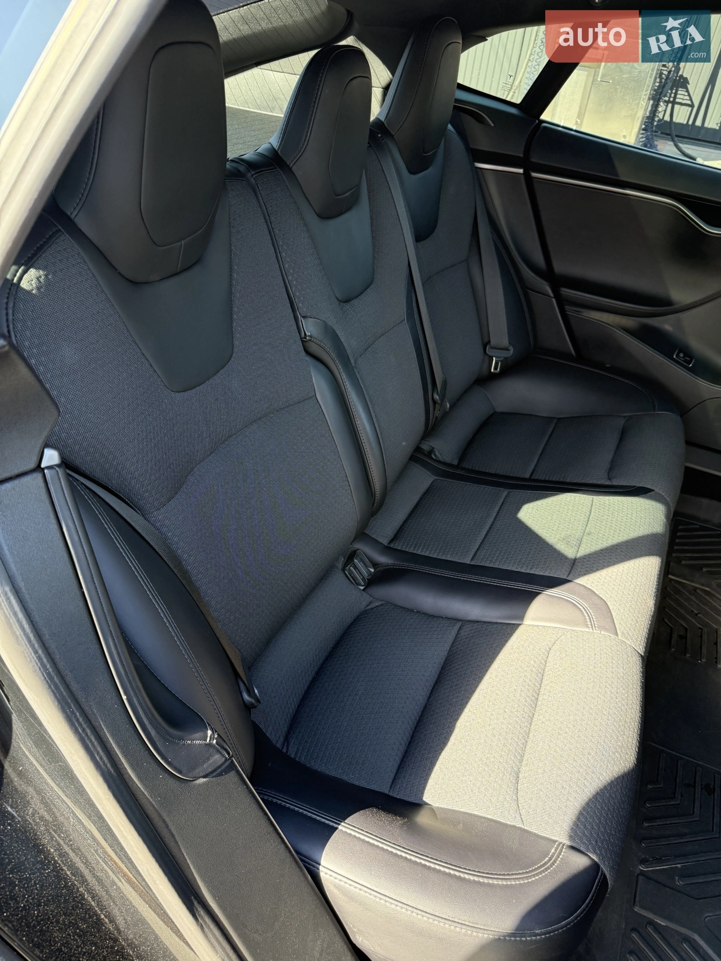 2018 Tesla Model S - мініатюра 3