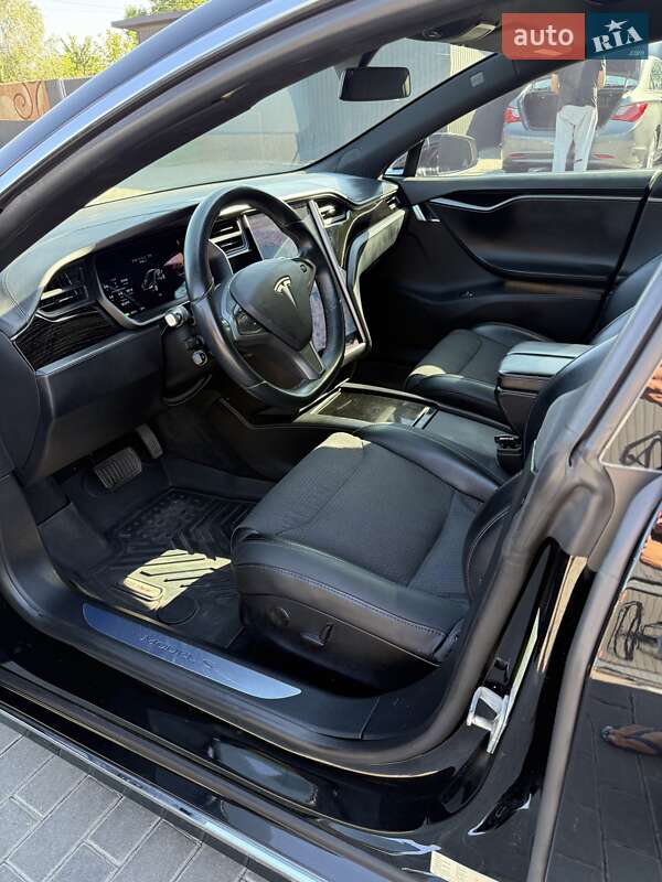 Лифтбек Tesla Model S 2018 в Березане фото 8 Лифтбек Tesla Model S 2018 в Березане