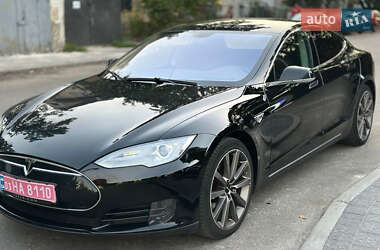 Ліфтбек Tesla Model S 2015 в 