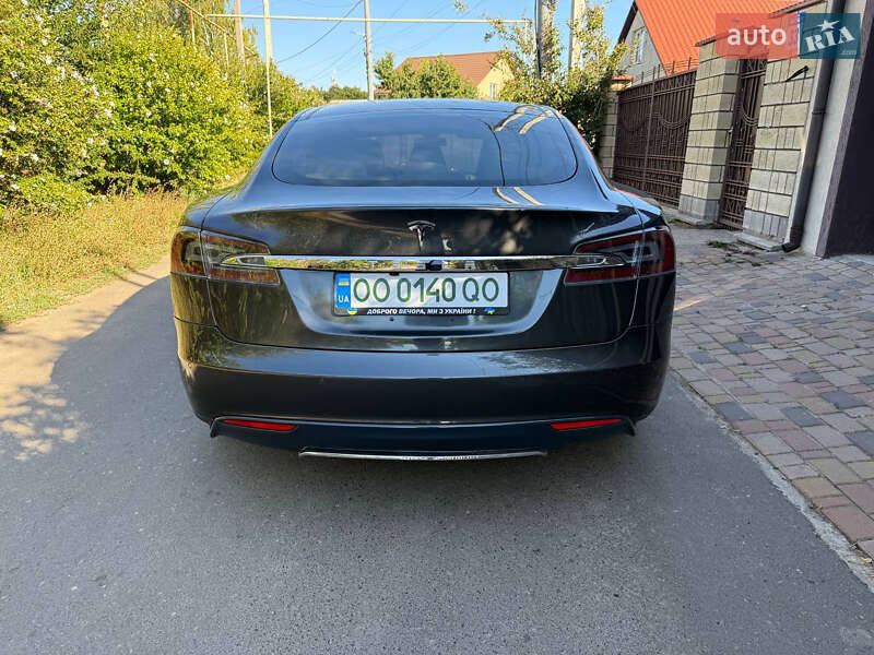 Ліфтбек Tesla Model S 2015 в Одесі фото 6 Ліфтбек Tesla Model S 2015 в Одесі