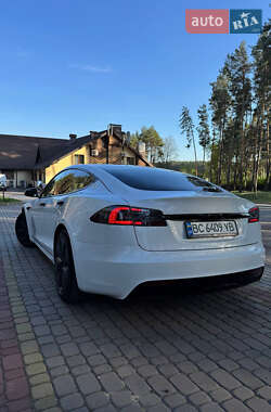 Ліфтбек Tesla Model S 2021 в 