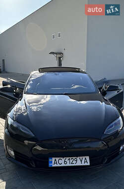 Ліфтбек Tesla Model S 2016 в 