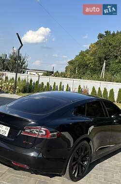 Ліфтбек Tesla Model S 2016 в 