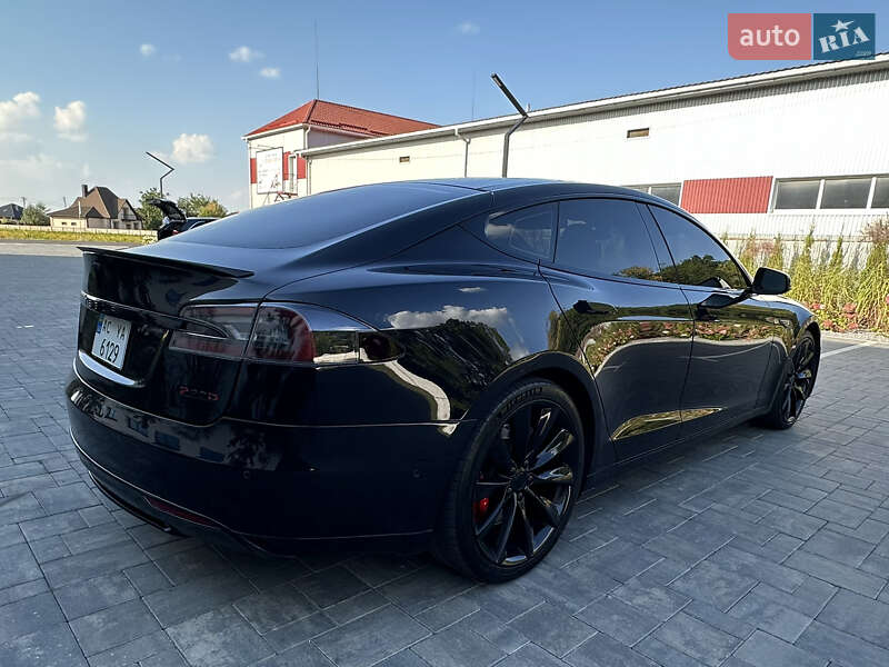Ліфтбек Tesla Model S 2016 в Луцьку фото 27 Ліфтбек Tesla Model S 2016 в Луцьку