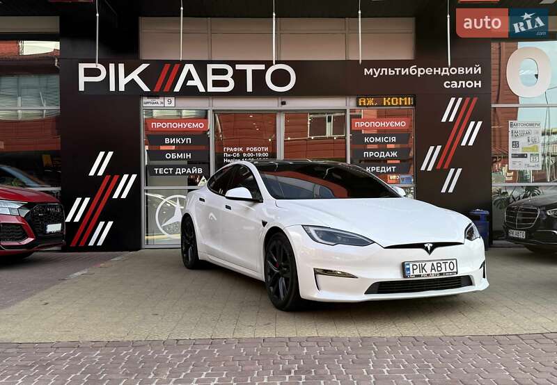 Tesla Model S 2024