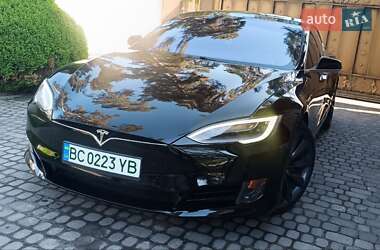 Ліфтбек Tesla Model S 2016 в 