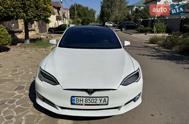 Ліфтбек Tesla Model S 2019 в Одесі