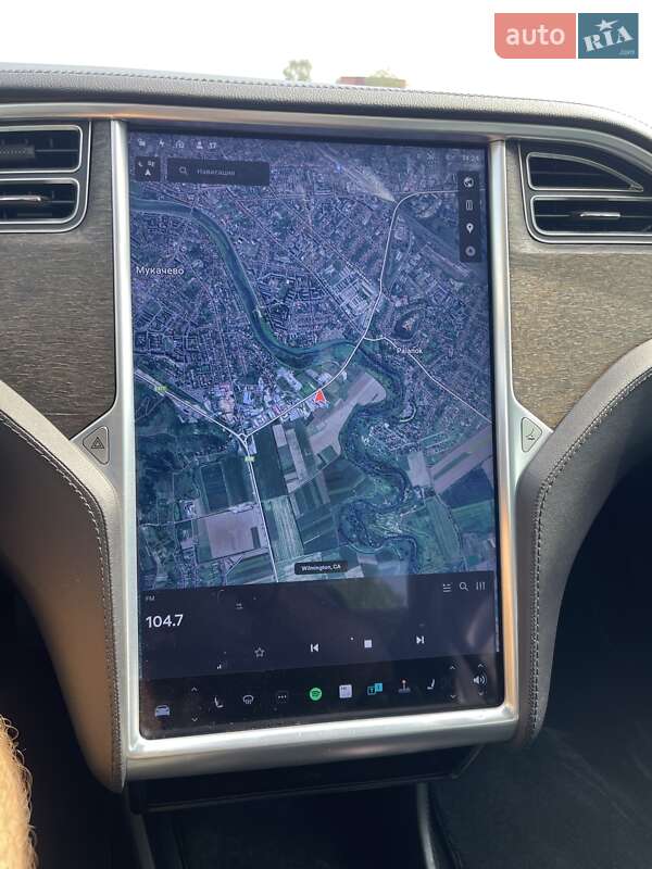 Лифтбек Tesla Model S 2013 в Мукачево