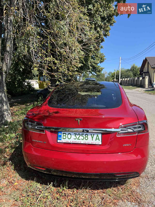 Лифтбек Tesla Model S 2018 в Тернополе