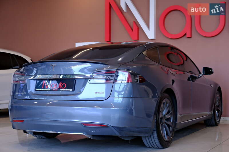 Лифтбек Tesla Model S 2013 в Одессе фото 22 Лифтбек Tesla Model S 2013 в Одессе